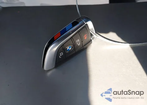 2025 BMW M4 Competition xDrive z USA, uszkodzony, nr VIN WBS43BA00SCT01364